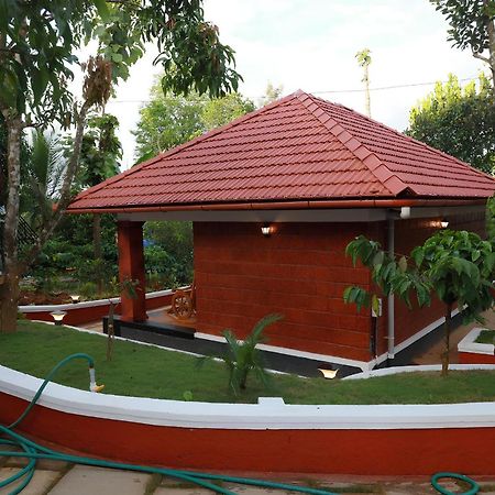 Miracle Holidays Mananthavady Exterior foto