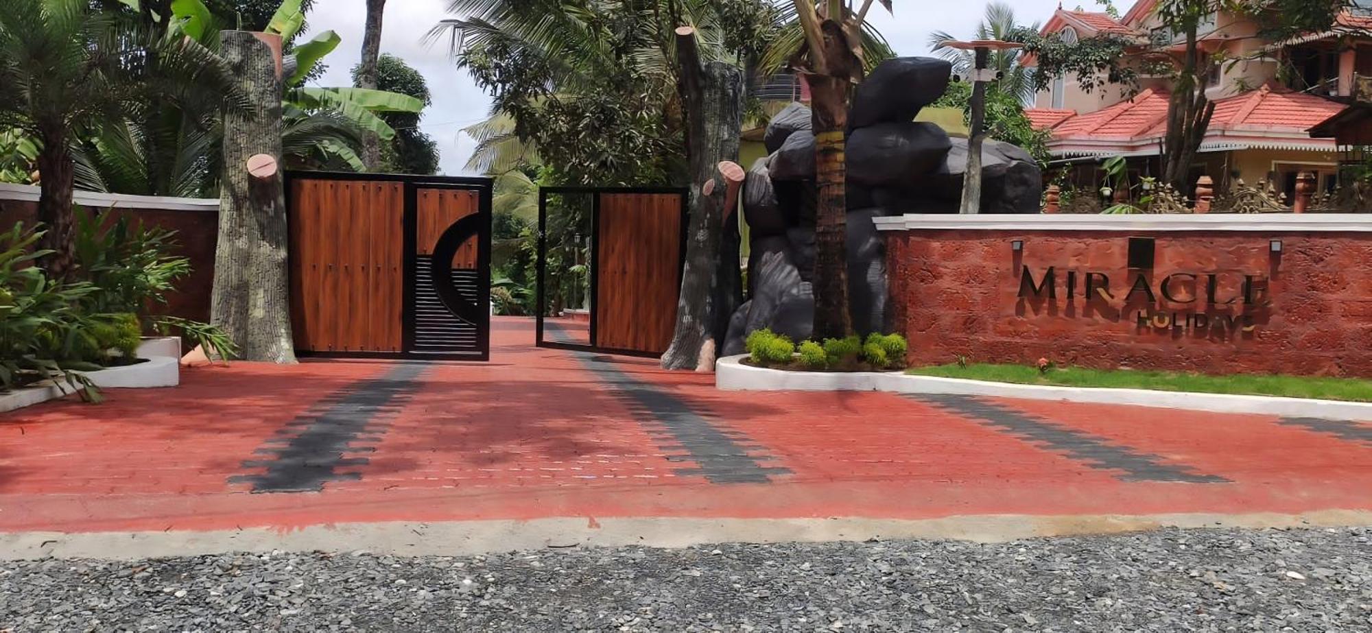 Miracle Holidays Mananthavady Exterior foto